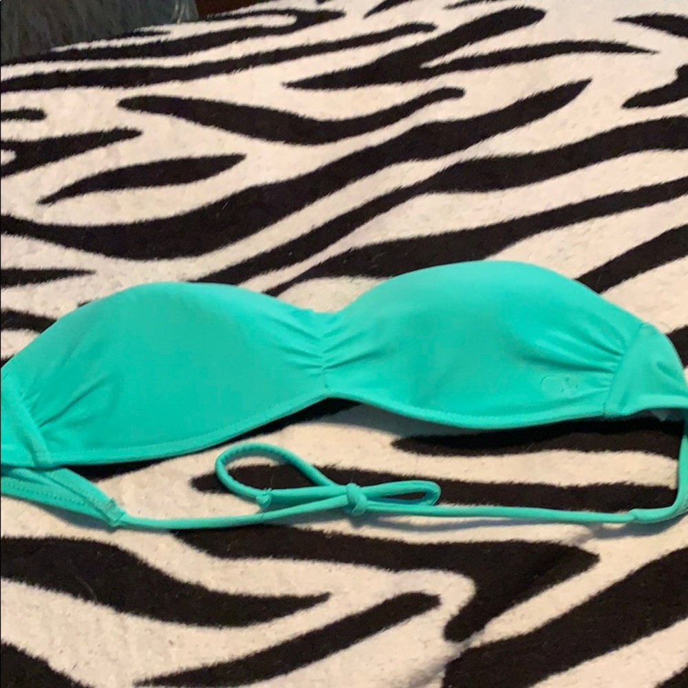 Strapless Op bikini top